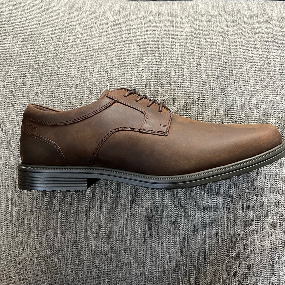 Rockport Men's Size 11 Cognac Robinsyn Oxford Waterproof Toe